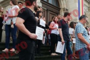 Scandalul din justiţie pare să nu aibă sfârşit. Magistraţii protestează iarăşi. News alert