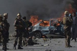 Atac cu maşină capcană la hotel! Civilii au fost luaţi ostatici în plină zi