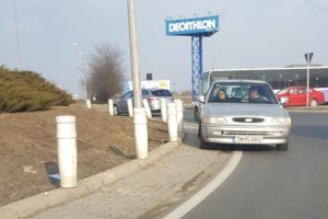 Șofer fotografiat în timp ce circula pe contrasens, în sensul giratoriu din Calea Aradului din Timişoara