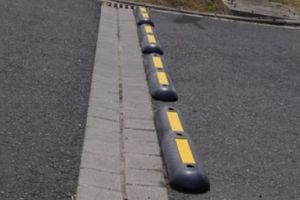 Trafic îngreunat pe strada Traian, în apropiere de Piaţa Centrală
