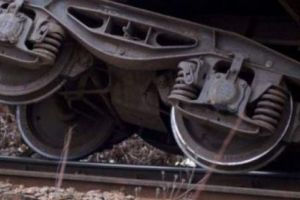 Locomotivă deraiată