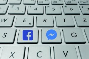 Facebook permite acum ştergerea mesajelor pe Messenger