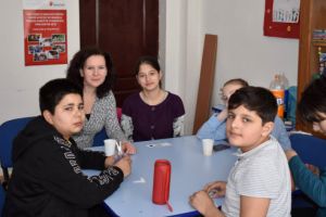 Mărţişoare făcute de copiii de la Centrul de zi „Serafim Duicu”