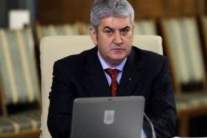 Gabriel Oprea, LOVITURĂ de imagine pe scena politică. Ilie Năstase şi Anghel Iordănescu, pe lista UNPR pentru europarlamentare