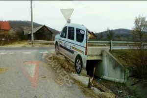 Ultima „găselniţă” a poliţiştilor. Trucul care sperie vitezomanii. Maşina vedetă a Poliţiei rutiere