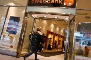Ucraina: Fostul preşedinte Ianukovici a spălat 36 de milioane de dolari prin banca suedeză Swedbank