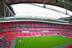 Cutremurător! Doliu în fotbal. A fost împuşcat în faţa stadionului