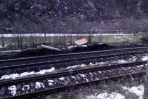 Infrastructura CFR e DEZASTRU! Ieri, doua trenuri la un pas de catastrofa