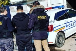 Prins la volan a treia oară băut şi fără permis!