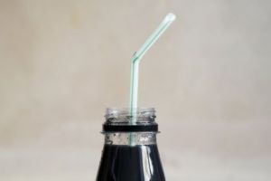 Băutura neagră miraculoasă. Efectele sunt imediate. Conţine un ingredient secret