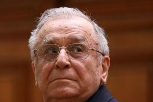 Ion Iliescu a împlinit ieri 89 de ani. PSD l-a celebrat prin intermediul Facebook