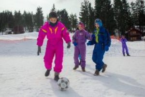 Peste 120 de copii si tineri cu nevoi speciale din judetul Maramures au participat la Jocurile Speciale de Iarna 2019 (FOTO)