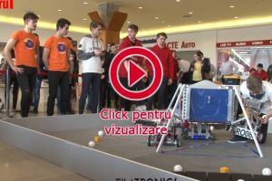 Confruntări captivante între roboţi construiţi cap-coadă de liceeni, la etajul Iulius Mall