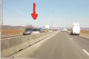Soferul care a condus pe contrasens, pe DN1, a fost prins de politisti. Acesta era un barbat de 84 de ani din Ploiesti