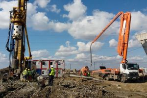 Continuă lucrările la pasajul de la ieşirea spre Șiria