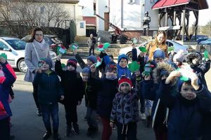 Mărţişoare de la preşcolari, în cadrul campaniei „Un gând bun de mărţişor”