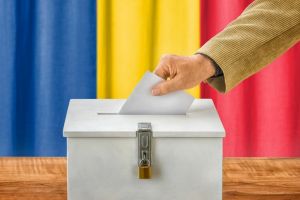 Înscrierea cetăţenilor din Uniunea Europeană în listele electorale speciale