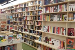 FOTO S-a deschis prima librărie Cărtureşti din Sibiu – La Shopping City