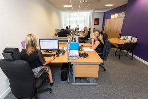 Piaţa clădirilor de birouri se extinde şi oferă servicii de calitate în aşteptarea noilor investitori