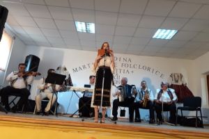 S-au desemnat câştigătorii Festivalului „Mărţişoare Folclorice” de la Stoina!