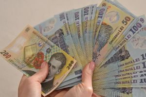 Fake-brânzeturi: Amenzi de 125.000 lei pentru folosirea în pizzerii, patiserii şi cofetării a unor „lactate” din grăsimi vegetale