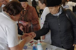 Pentru sănătatea oamenilor peste 65 de ani din Suceava şi Botoşani, CNAS a alocat de 24, ...