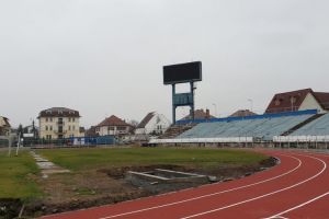 VIDEO Constructorul de la stadionul Municipal a cerut o nouă prelungire a termenului lucrărilor. Fodor: Nu suntem mulţumiţi!
