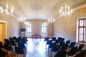 VIDEO FOTO Sibiul are o nouă Casă de Căsătorii – Imobilul din Piaţa Mică a fost complet reabilitat