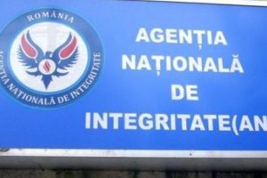 Mai mulţi edili din Argeş scapă de problemele cu ANI?