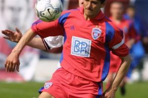 O parte din Generaţia de Aur a Naţionalei de fotbal vine în Bihor pentru inaugurarea unui teren de fotbal