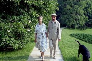 Vila de la Predeal a fostului dictator Nicolae Ceauşescu a fost scoasă la vânzare. Incredibil cât costă