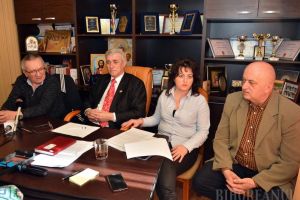 Contabilii şi experţii contabili acuză „dictatura” din CECCAR Bihor: Filiala este condusă de la Bucureşti şi are un preşedinte neales