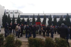 Sclavie la Electrolux? Dezvăluirea unei angajate: Te îmbolnăveşti, nu mai poţi
