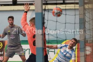 Intre meciurile din Cupa EHF, HC Dobrogea Sud joaca si in campionat. Azi intalneste CSM Fagaras  
