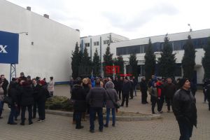 ZVONURI. Electroluxul vrea să păcălească protestatarii cu tichetele de masă!