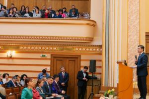 Primarul Mihai Chirica: „Sistemul de educaţie românesc are nevoie de o relansare!”