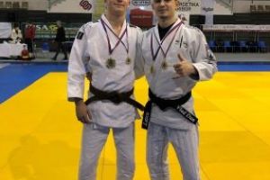 4 medalii de aur pentru sportivii CSM Sfântu Gheorghe, la Arte Marţiale