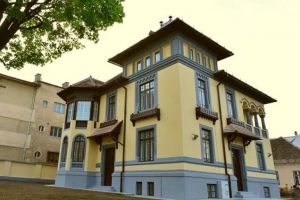 Continuă meditaţiile gratuite pentru Bacalaureat la Casa Junilor
