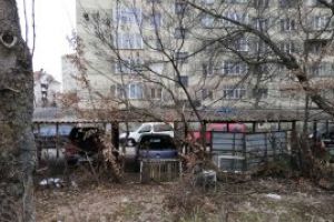Vocea Baimareanului: Garajele baimarene, mizerie si focar de infectii!