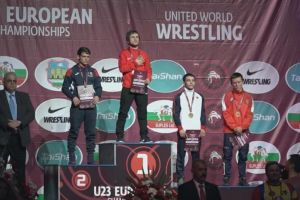 Luptatorul Florin Tita, de la CS Farul Constanta, vicecampion european