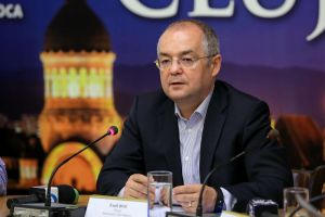 Primăria Cluj-Napoca ia un credit de 400 de milioane de lei pentru investiţii