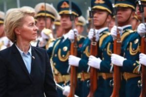 Ministrul german al Apărării: rachetele Chinei ameninţă Rusia
