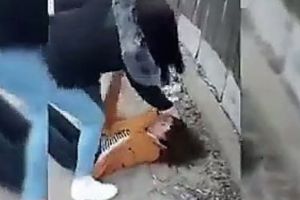 Încăierare violentă între eleve, cercetată de poliţiştii din Constanţa

