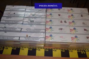 Prins cu 1.000 de pachete de ţigări de contrabandă în maşină, chiar lângă sediul Poliţiei Bihor
