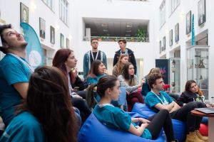 Tinerii sibieni pasionaţi de tehnologie se pot înscrie la Innovation Labs 2019