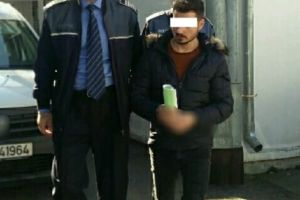Anchetat pentru violenţă în familie