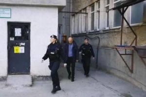 Cinci medici reţinuţi în Neamţ pentru luare de mită