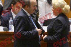 Tudorel Toader, ministrul care nemulţumeşte întreaga clasă politică