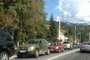 Primăria pregăteşte un Studiu de Fezabilitate pentru un drum nou spre Poiana Braşov