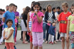 DGASPC Mureş: Judeţul Mureş are 164 de copii adoptabili şi doar 18 familii care doresc să adopte